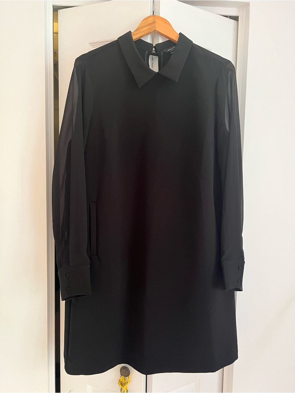 RW&CO. Black Long-Sleeve Collared Button-Down Shirt Dress